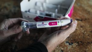 Mounjaro (Tirzepatidă): Noua frontieră în tratamentul Diabetului și al Obezității