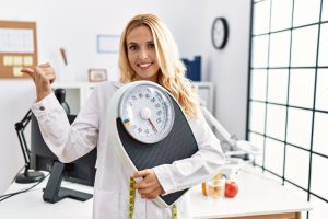 Noi date clinice ECO 2026: Doza superioară de Wegovy® generează o slăbire de aproape 28% și protejează masa musculară