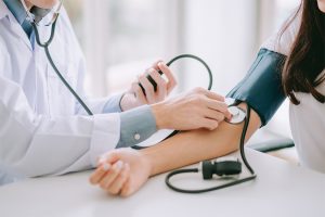 Ce simptome are hipertensiunea arterială și când trebuie să te îngrijorezi?