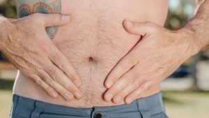 Hernia inghinală la adulți: diagnostic, evoluție şi când devine o urgenţă medicală?